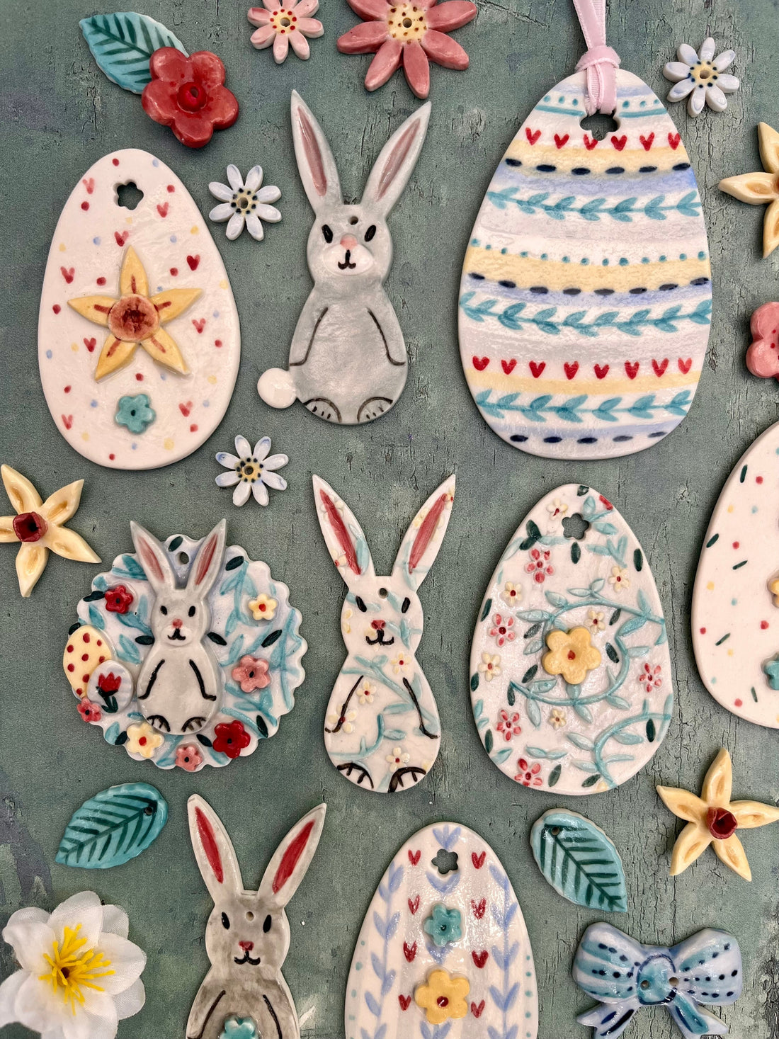 Spring inspired porcelain decoration workshop in Leicestershire