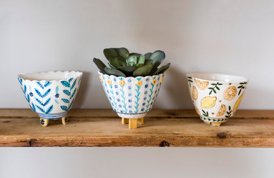 Small Porcelain plant pots