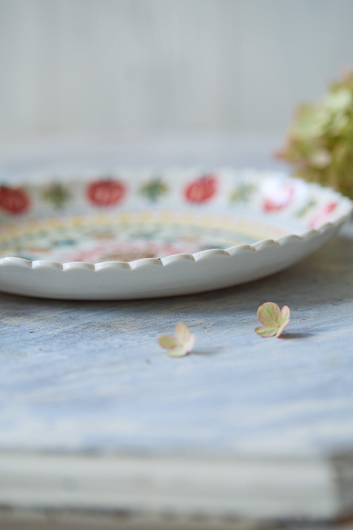 Large porcelain shallow dishes