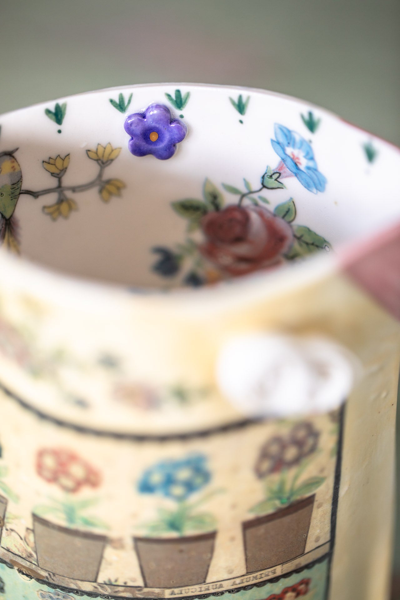 Medium porcelain jugs