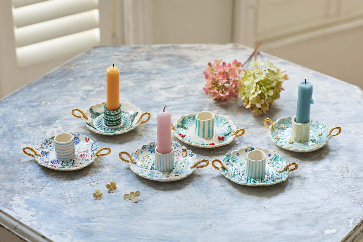 Scalloped edge candle holders with handle