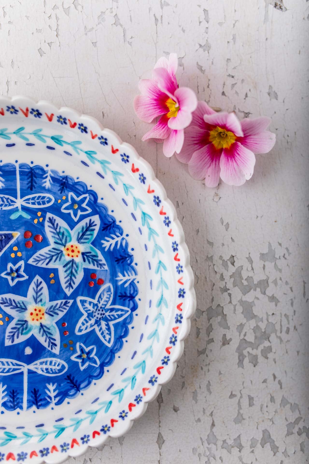 Folk bird Porcelain shallow dish