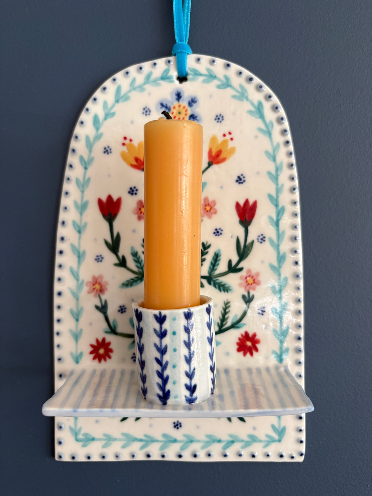 SUPER SECONDS FESTIVAL Porcelain wall shelves SAMPLES