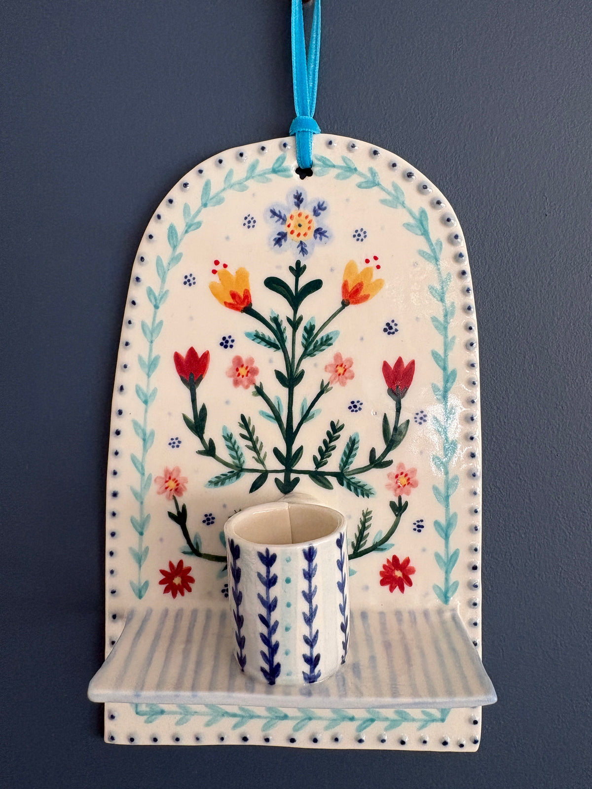 SUPER SECONDS FESTIVAL Porcelain wall shelves SAMPLES